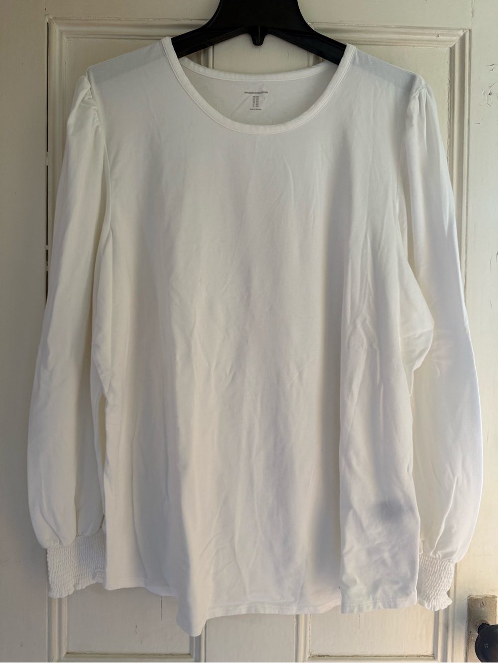 Amazon Essentials White Long-Sleeve Smocked Cuff Tee